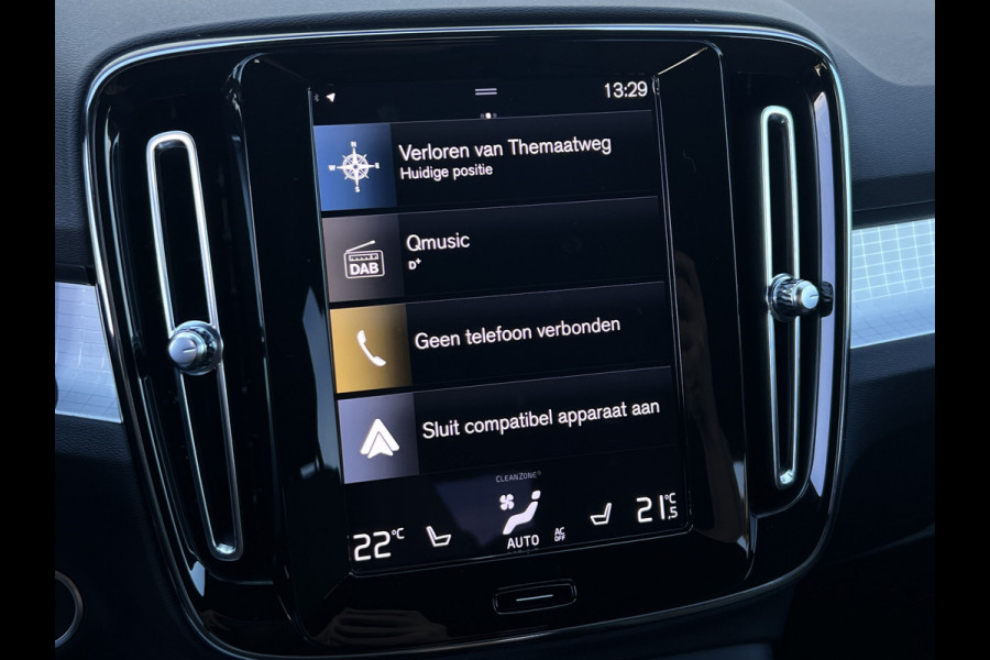 Volvo XC40 1.5 T4 Plug-in hybrid Plus Dark | Trekhaak | Navi | LED | Camera | 18 inch
