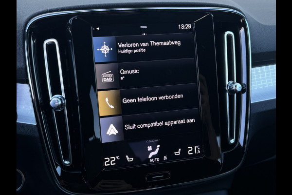 Volvo XC40 1.5 T4 Plug-in hybrid Plus Dark | Trekhaak | Navi | LED | Camera | 18 inch