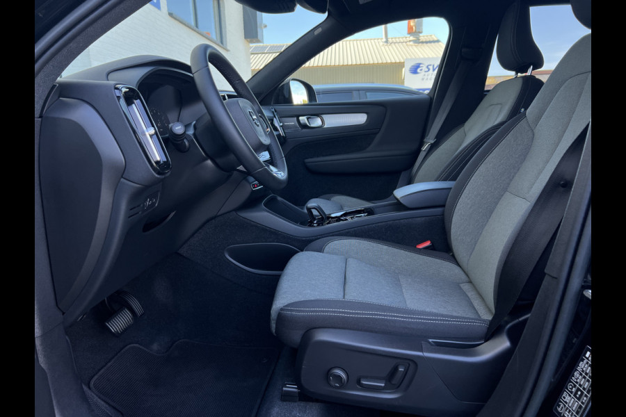 Volvo XC40 1.5 T4 Plug-in hybrid Plus Dark | Trekhaak | Navi | LED | Camera | 18 inch