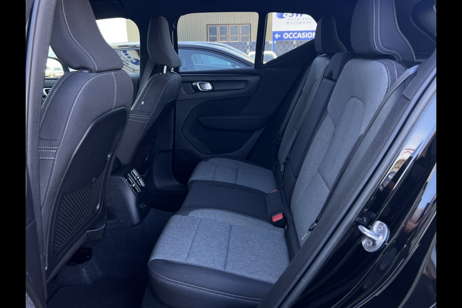 Volvo XC40 1.5 T4 Plug-in hybrid Plus Dark | Trekhaak | Navi | LED | Camera | 18 inch