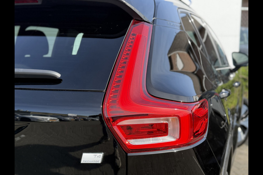 Volvo XC40 1.5 T4 Plug-in hybrid Plus Dark | Trekhaak | Navi | LED | Camera | 18 inch