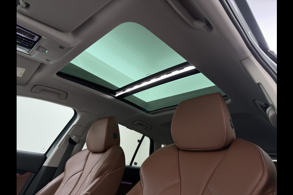 Škoda ENYAQ iV 80 Leer Pano-Dak/SchuifDak SOH 93% Trekhaak Camera Navi Ecc Apple Carplay Android Auto Pdc Cruise Control Privacy Glas Led DAB Stuur+Stoel+a-Bankverwarmd Elek.Achterklep Lane Assist Keyless Luxus 1e Eigenaar Origineel Nederlandse Auto Dealeronderhouden 1.000kg Trekvermogen