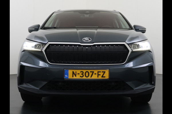 Škoda ENYAQ iV 80 Leer Pano-Dak/SchuifDak SOH 93% Trekhaak Camera Navi Ecc Apple Carplay Android Auto Pdc Cruise Control Privacy Glas Led DAB Stuur+Stoel+a-Bankverwarmd Elek.Achterklep Lane Assist Keyless Luxus 1e Eigenaar Origineel Nederlandse Auto Dealeronderhouden 1.000kg Trekvermogen