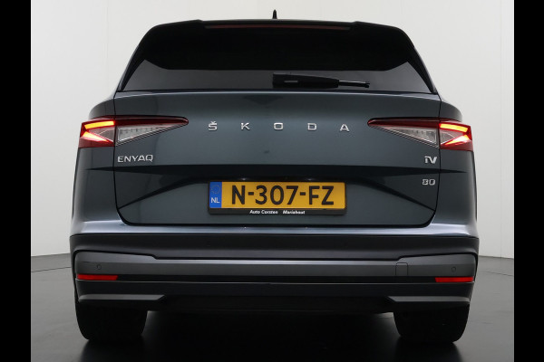 Škoda ENYAQ iV 80 Leer Pano-Dak/SchuifDak SOH 93% Trekhaak Camera Navi Ecc Apple Carplay Android Auto Pdc Cruise Control Privacy Glas Led DAB Stuur+Stoel+a-Bankverwarmd Elek.Achterklep Lane Assist Keyless Luxus 1e Eigenaar Origineel Nederlandse Auto Dealeronderhouden 1.000kg Trekvermogen