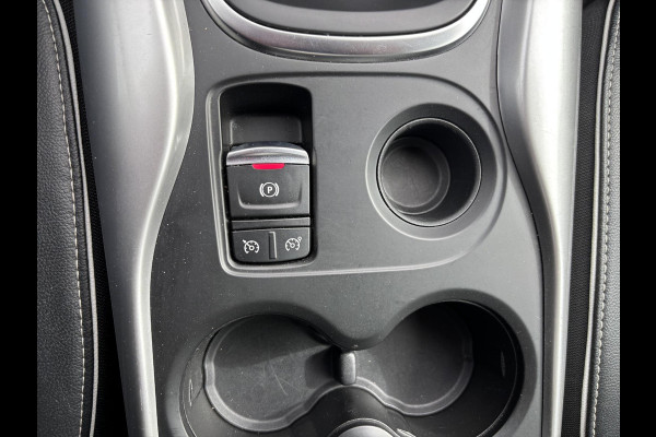 Renault Kadjar 1.2 TCe Bose | Camera | Panorama dak | Bose Audio | All-Season | Half Lederen Bekleding | Climate Controle