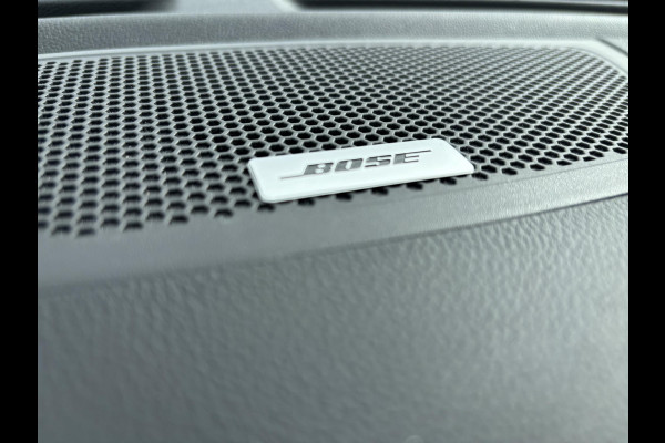 Renault Kadjar 1.2 TCe Bose | Camera | Panorama dak | Bose Audio | All-Season | Half Lederen Bekleding | Climate Controle
