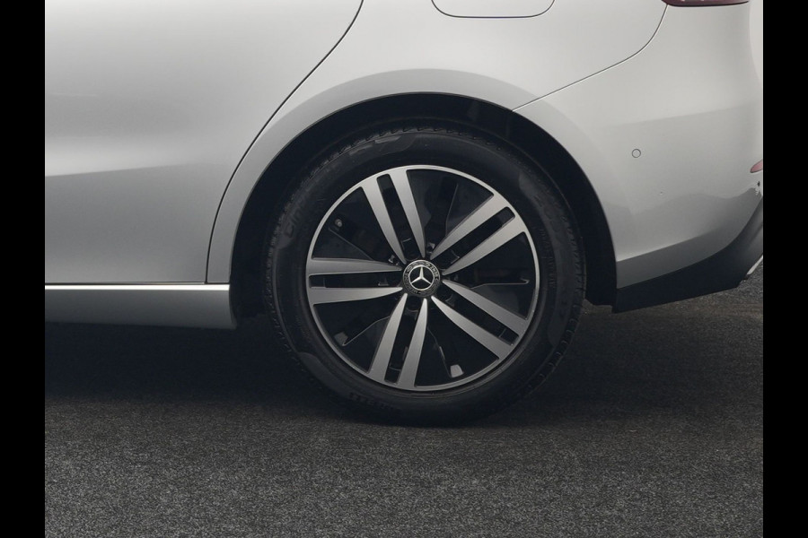 Mercedes-Benz B-Klasse 250 e Progressive PHEV 218pk Dealer O.H. | Panodak | Camera | Sportstoelen Verwarmd | Widescreen Navi | Blis | Apple Carplay | Navigatie | DAB | Plug In Hybrid