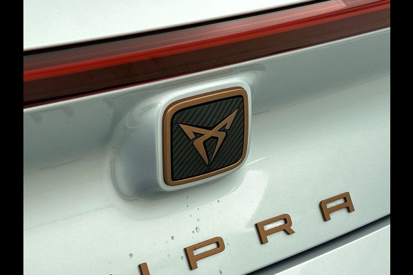 CUPRA Born Business 62 kWh | Navigatie | Apple Carplay/Android Auto | Camera | Parkeersensoren | Adaptive | Cruise Control | Stoel- en stuurverwarming | Virtual Cockpit | Climate Control | Lichtmetalen velgen