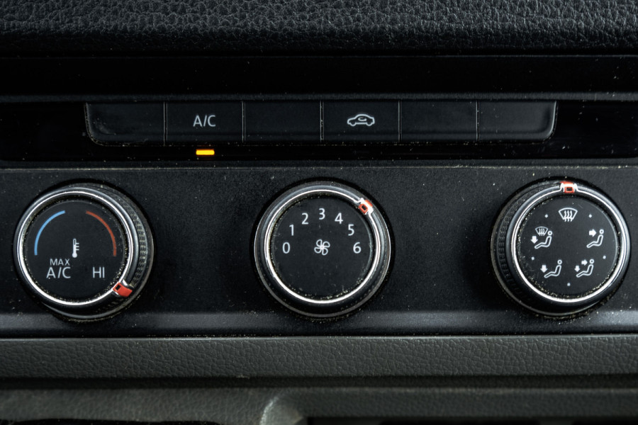 Volkswagen Crafter 35 2.0 TDI L3H2 Highline | 141 PK | 4-Motion | Camera | Navi | Cruise | Airco