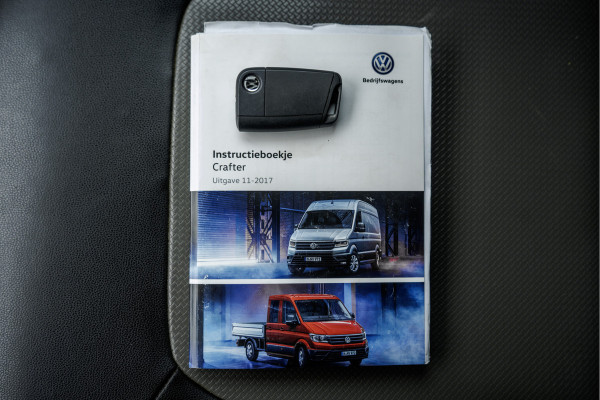 Volkswagen Crafter 35 2.0 TDI L3H2 Highline | 141 PK | 4-Motion | Camera | Navi | Cruise | Airco