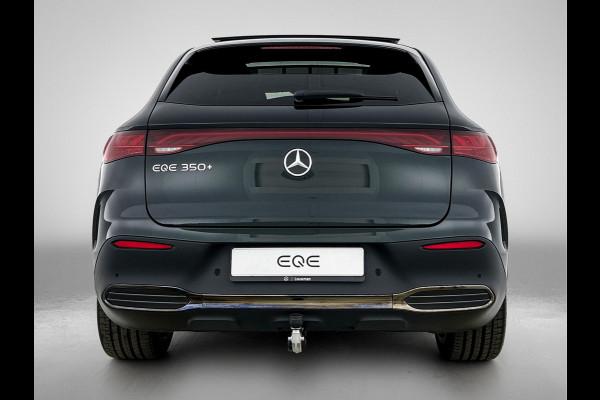 Mercedes-Benz EQE SUV 350+ Sport Edition 96 kWh | Winterpakket | Nightpakket | Displaypakket | Spiegelpakket | Parkeerpakket met 360°-camera | DIGITAL LIGHT met projectiefunctie | Trekhaak | Head-up display | Burmester® 3D-surround sound | Sierdelen lasercut van achteren verlicht |