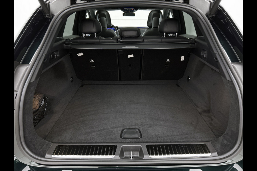 Mercedes-Benz EQE SUV 350+ Sport Edition 96 kWh | Winterpakket | Nightpakket | Displaypakket | Spiegelpakket | Parkeerpakket met 360°-camera | DIGITAL LIGHT met projectiefunctie | Trekhaak | Head-up display | Burmester® 3D-surround sound | Sierdelen lasercut van achteren verlicht |