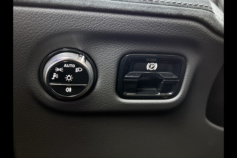 Mercedes-Benz EQE SUV 350+ Sport Edition 96 kWh | Winterpakket | Nightpakket | Displaypakket | Spiegelpakket | Parkeerpakket met 360°-camera | DIGITAL LIGHT met projectiefunctie | Trekhaak | Head-up display | Burmester® 3D-surround sound | Sierdelen lasercut van achteren verlicht |