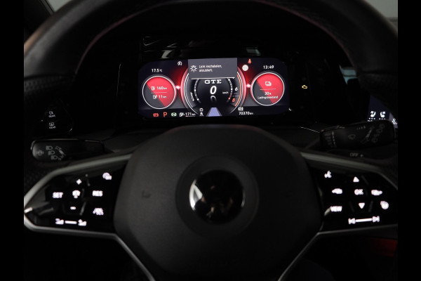 Volkswagen Golf 1.4 eHybrid GTE HYBRID| Leer|Head-up diplay|verwarmde stoelen en - stuur