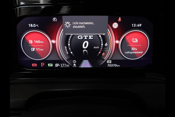 Volkswagen Golf 1.4 eHybrid GTE HYBRID| Leer|Head-up diplay|verwarmde stoelen en - stuur