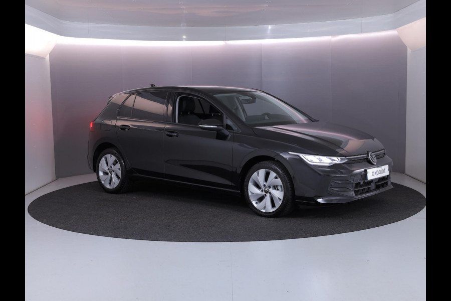 Volkswagen Golf 1.5 eHybrid Life Edition 204 pk Automaat (DSG) | Verlengde garantie | Navigatie | Parkeersensoren (Park assist) | Achteruitrijcamera |