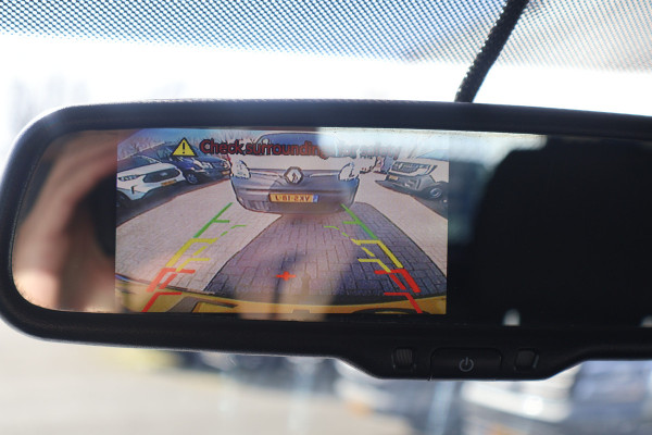 Volkswagen Transporter 2.0 TDI L1 H1 Inrichting