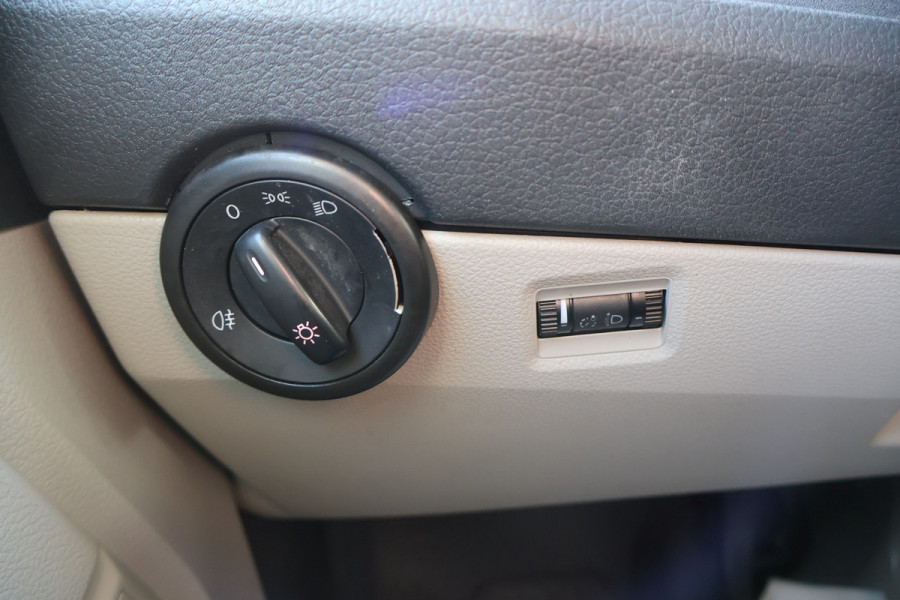 Volkswagen Transporter 2.0 TDI L1 H1 Inrichting