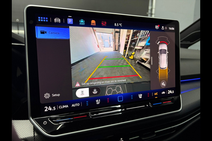 Volkswagen Golf 8.5 GTI 2.0 Pano Headup Leer