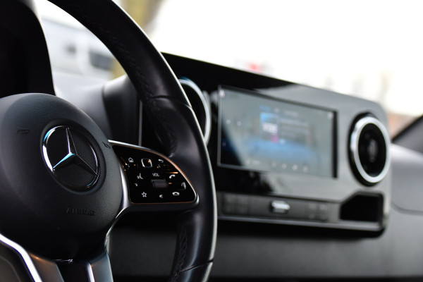 Mercedes-Benz Sprinter 317 1.9 CDI L2H2 RWD PB Edition Camera, Cruise, Carplay, 10,5'' Mbux, LED, Automaat, Geveerde stoel, 170pk, Stoelverwarming, Uniek!