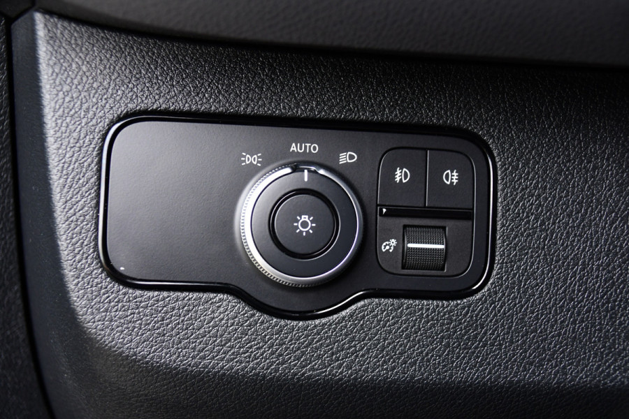 Mercedes-Benz Sprinter 317 1.9 CDI L2H2 RWD PB Edition Camera, Cruise, Carplay, 10,5'' Mbux, LED, Automaat, Geveerde stoel, 170pk, Stoelverwarming, Uniek!