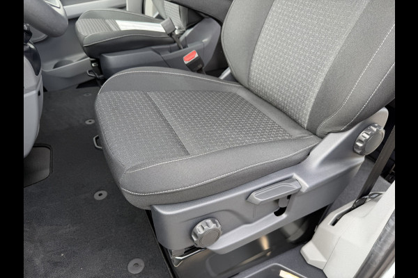 Ford Transit Custom 320 2.0 TDCI L2H1 Trend originele Ford dubbel cabine affabriek / prijs rijklaar € 39.950 ex btw / lease vanaf € 652 / dubbele schuifdeur / NIEUWE bus / BPM vrij !