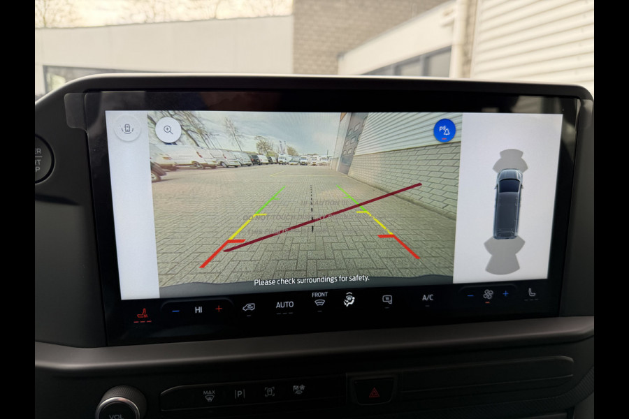 Ford Transit Custom 320 2.0 TDCI L2H1 Trend originele Ford dubbel cabine affabriek / prijs rijklaar € 39.950 ex btw / lease vanaf € 652 / dubbele schuifdeur / NIEUWE bus / BPM vrij !