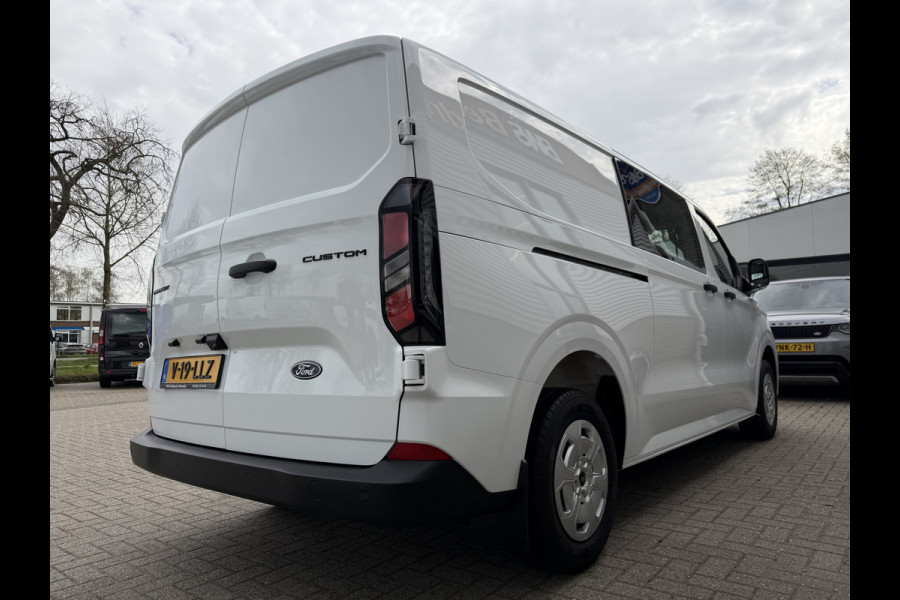 Ford Transit Custom 320 2.0 TDCI L2H1 Trend originele Ford dubbel cabine affabriek / prijs rijklaar € 39.950 ex btw / lease vanaf € 652 / dubbele schuifdeur / NIEUWE bus / BPM vrij !