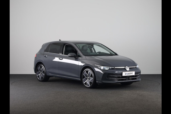 Volkswagen Golf 1.5 eHybrid Style Edition 204 pk Automaat (DSG) | Verlengde garantie | Navigatie via App | Parkeersensoren (Park assist) | Achteruitrijcamera | Stoelverwarming |