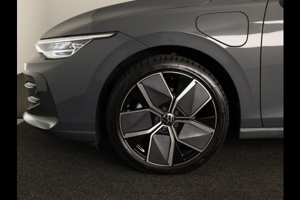 Volkswagen Golf 1.5 eHybrid Style Edition 204 pk Automaat (DSG) | Verlengde garantie | Navigatie via App | Parkeersensoren (Park assist) | Achteruitrijcamera | Stoelverwarming |