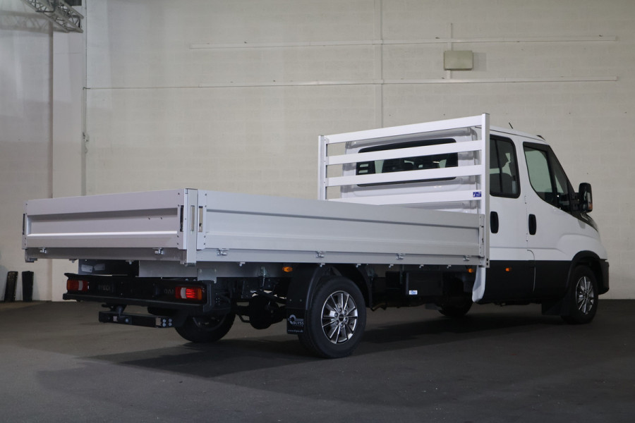 Iveco Daily 35S18 Hi-Matic Open Laadbak DC 3.5T Trekhaak (7 persoons)