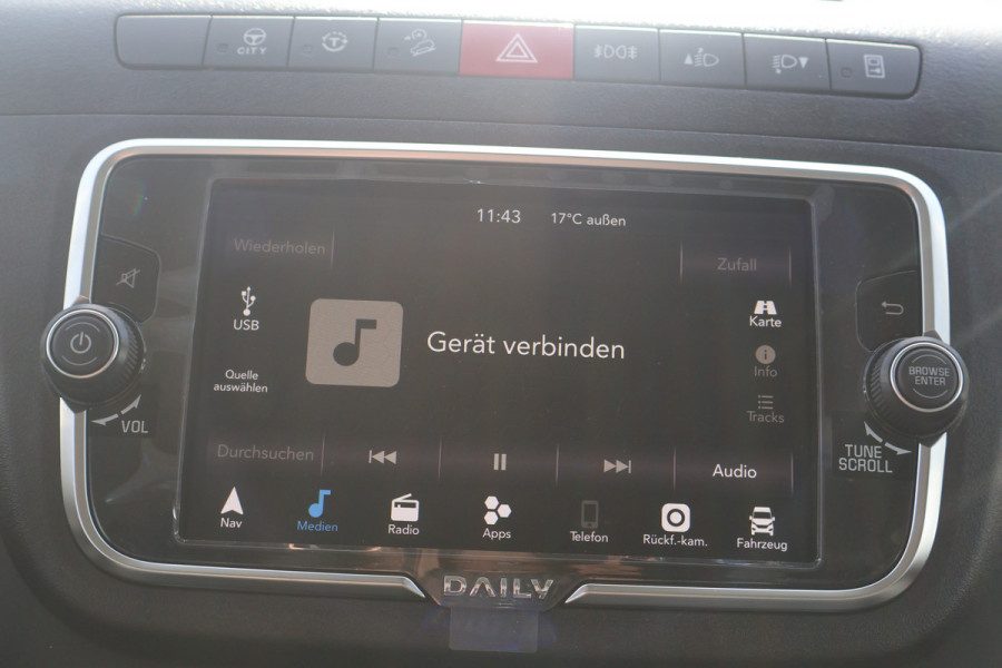 Iveco Daily 35S18 Hi-Matic Open Laadbak DC 3.5T Trekhaak (7 persoons)