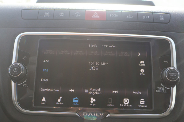 Iveco Daily 35S18 Hi-Matic Open Laadbak DC 3.5T Trekhaak (7 persoons)