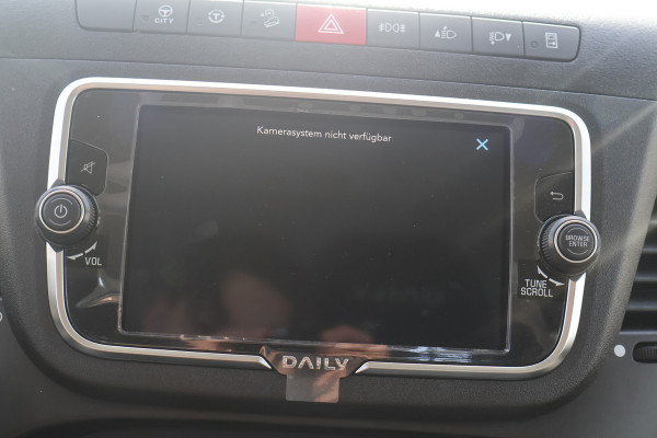 Iveco Daily 35S18 Hi-Matic Open Laadbak DC 3.5T Trekhaak (7 persoons)