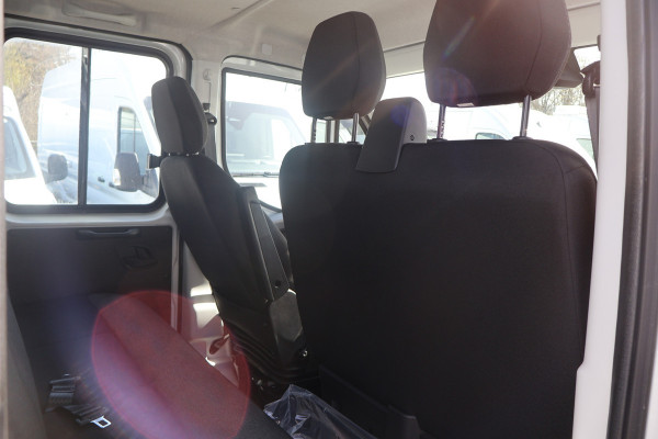 Iveco Daily 35S18 Hi-Matic Open Laadbak DC 3.5T Trekhaak (7 persoons)