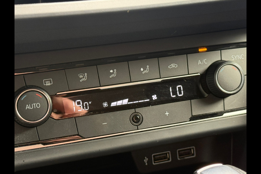 Volkswagen Polo 1.0 TSI DSG 116pk Highline Business R Beats|PDC|Carplay