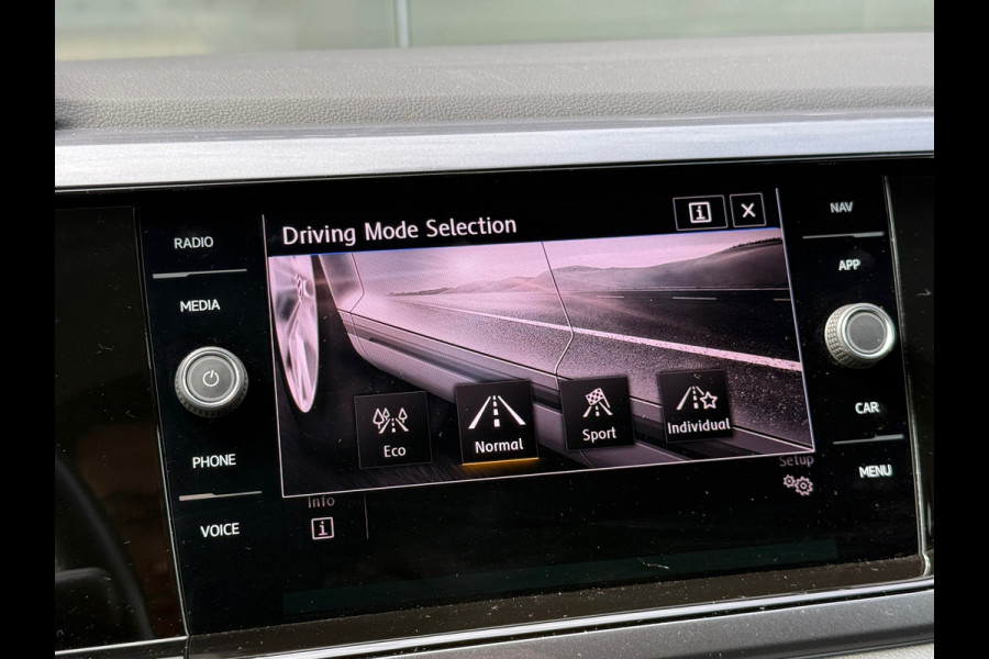 Volkswagen Polo 1.0 TSI DSG 116pk Highline Business R Beats|PDC|Carplay