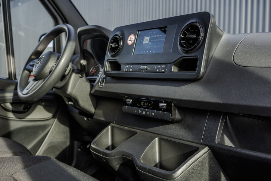 Mercedes-Benz Sprinter **317 CDI L2H2 | Incl. 6MND garantie | MBUX | Euro 6 | 170 PK | Climate | Carplay | PDC**