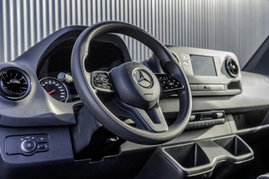 Mercedes-Benz Sprinter **317 CDI L2H2 | Incl. 6MND garantie | MBUX | Euro 6 | 170 PK | Climate | Carplay | PDC**