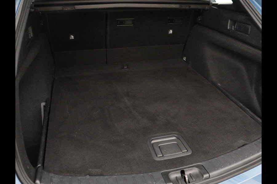 Toyota Corolla Touring Sports 1.8 Hybrid Business | Camera | Adaptive cruise | Navigatie | Bleutooth | Climate Control | PDC