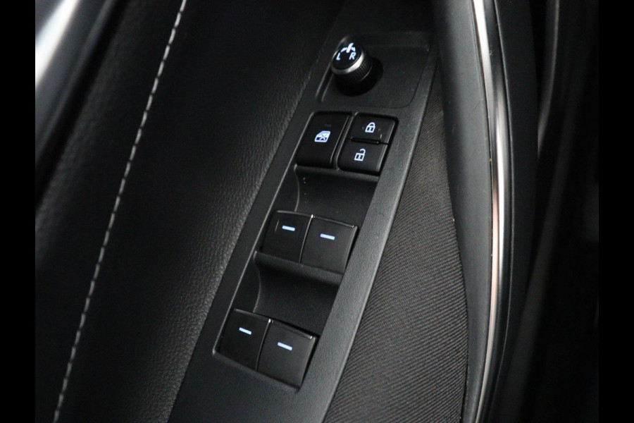Toyota Corolla Touring Sports 1.8 Hybrid Business | Camera | Adaptive cruise | Navigatie | Bleutooth | Climate Control | PDC