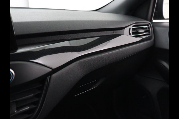 Ford Focus 1.0 EcoBoost Hybrid ST Line X | Head-Up | Stoelverwarming | Adaptive cruise | Camera | Carplay | B&O Sound | Side Assist | Stuurverwarming | Full LED | Navigatie | Keyless | Digital Cockpit