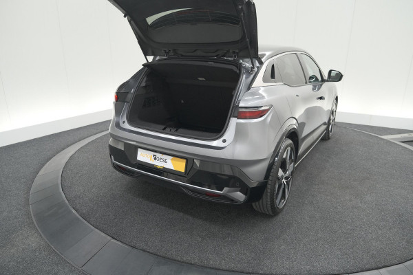 Renault Mégane E-Tech EV40 Boost Charge Techno | Camera | Pack Winter | Apple Carplay | SOH = 95,4%