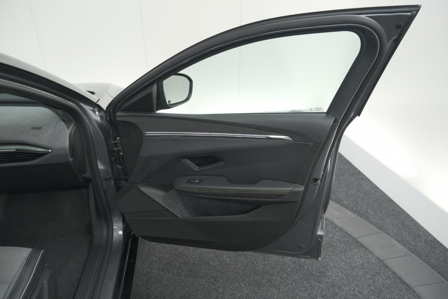 Renault Mégane E-Tech EV40 Boost Charge Techno | Camera | Pack Winter | Apple Carplay | SOH = 95,4%