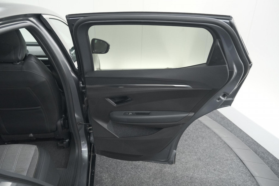 Renault Mégane E-Tech EV40 Boost Charge Techno | Camera | Pack Winter | Apple Carplay | SOH = 95,4%