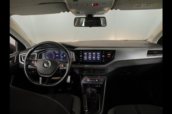 Volkswagen Polo 1.0 TSI Highline 95pk 5bak| digital display| Navi| 16'LM-velgen| Camera|