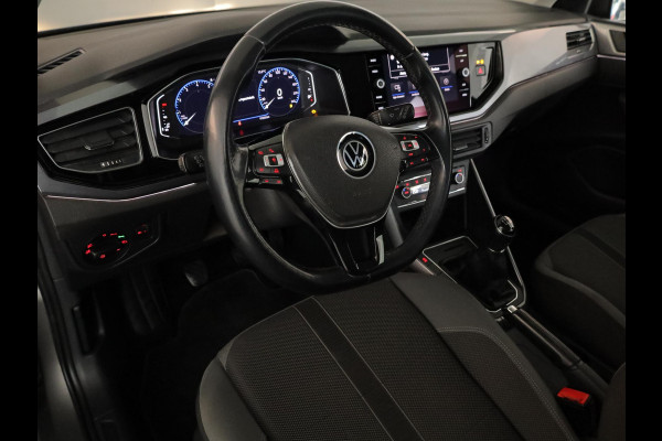 Volkswagen Polo 1.0 TSI Highline 95pk 5bak| digital display| Navi| 16'LM-velgen| Camera|