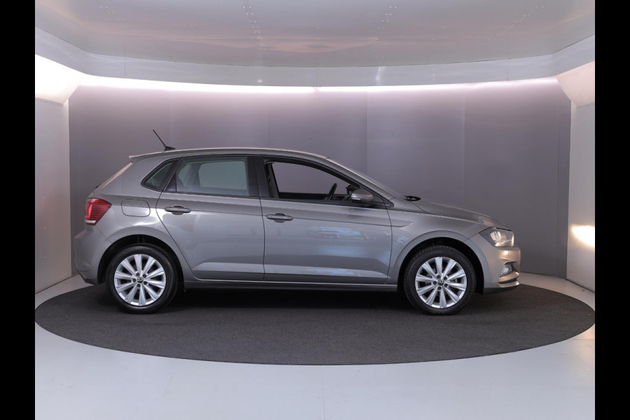 Volkswagen Polo 1.0 TSI Highline 95pk 5bak| digital display| Navi| 16'LM-velgen| Camera|