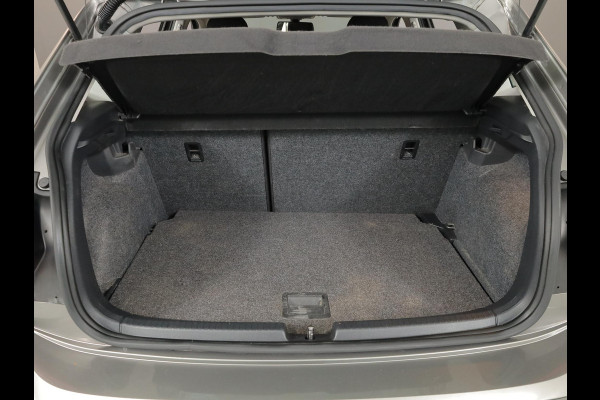 Volkswagen Polo 1.0 TSI Highline 95pk 5bak| digital display| Navi| 16'LM-velgen| Camera|