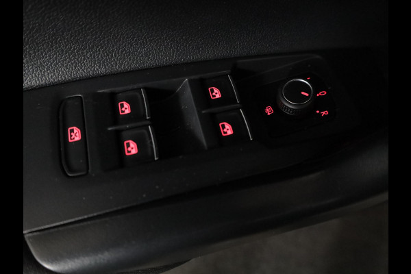 Volkswagen Polo 1.0 TSI Highline 95pk 5bak| digital display| Navi| 16'LM-velgen| Camera|